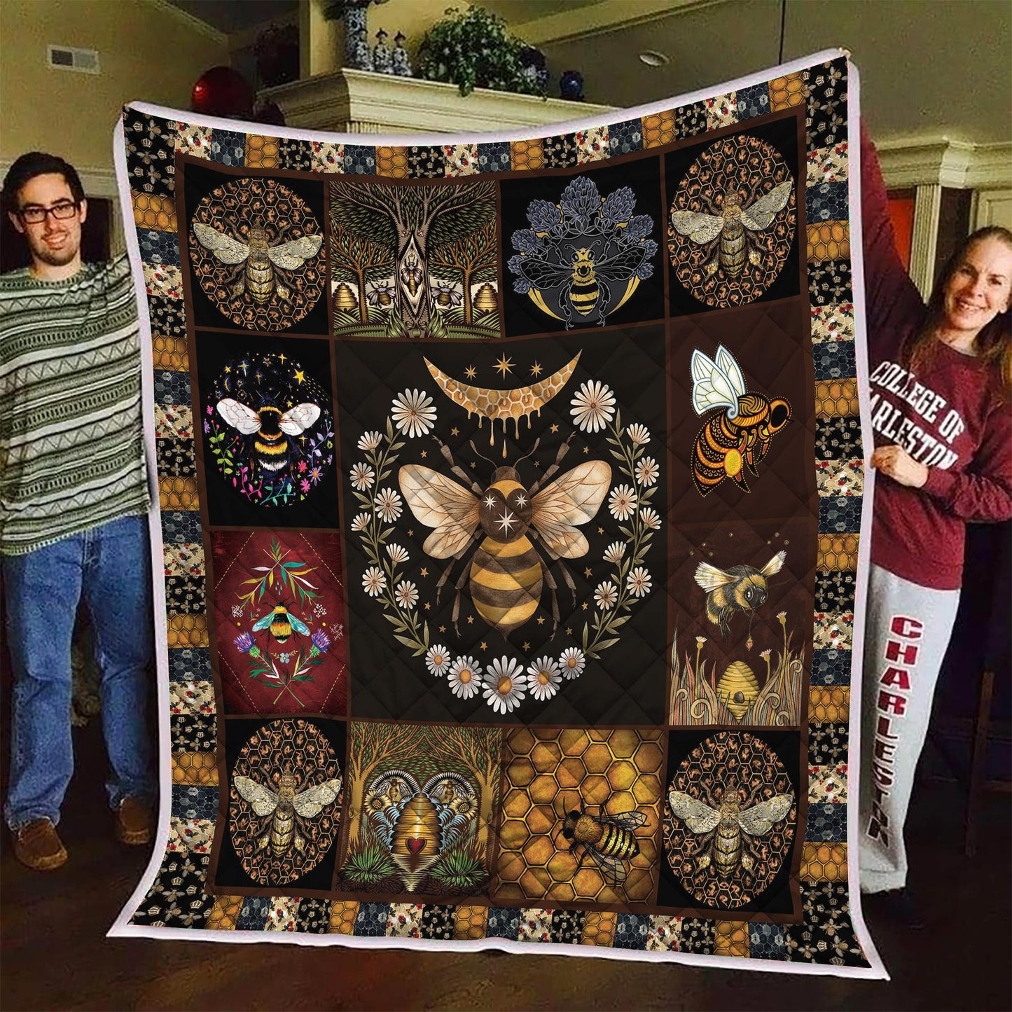 Bee Q2 Quilt Blanket