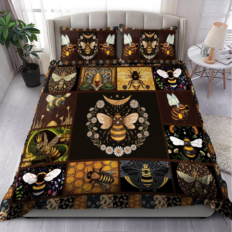 Honey Bee The Queen All Over Printed Bedding Set