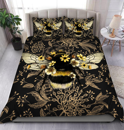 Beautiful Bee Art Pattern All Over Printed Bedding Set