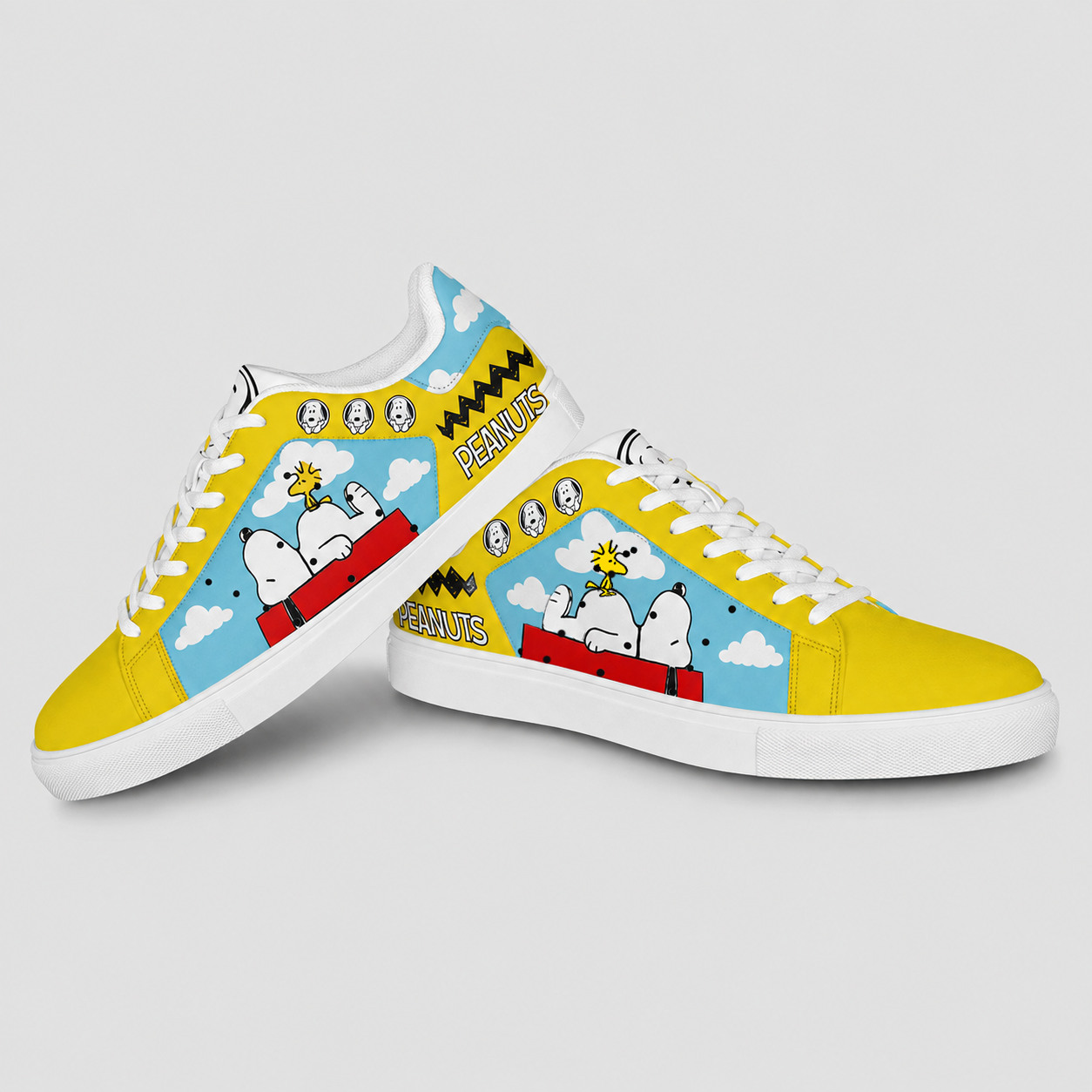 Classic Beagle & Bird Cartoon Custom Smith Shoes, Personalized Comic Style Sneakers