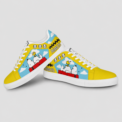 Classic Beagle & Bird Cartoon Custom Smith Shoes, Personalized Comic Style Sneakers