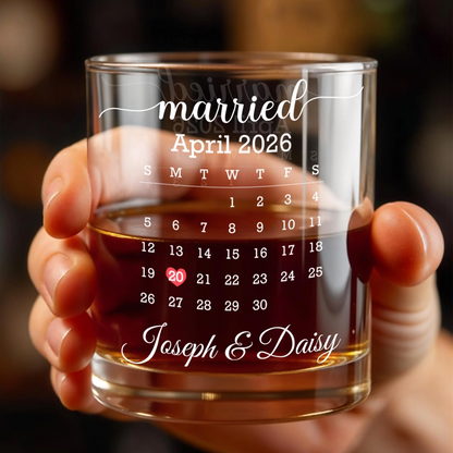Personalized Married Date Whiskey Glass – Custom Couple Names Anniversary Gift