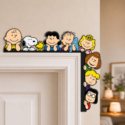 Happy Friends Door Corner Decor – Cute Cartoon Character Home Decoration