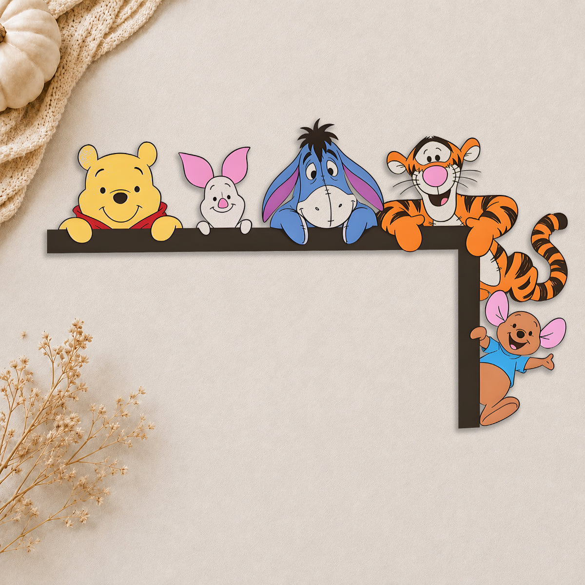 Honey Bear Friends Door Corner Decor – Cute Woodland Character Home Decoration